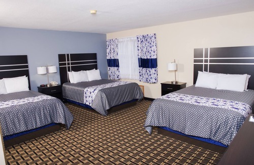 Orange City Hotel | Dutch Inn and Suites