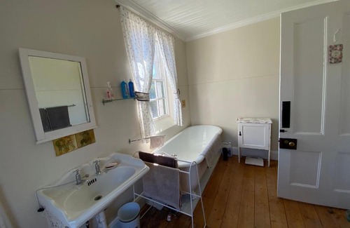 Inxuba Yethemba House | Dwarsvlei Guest Farm