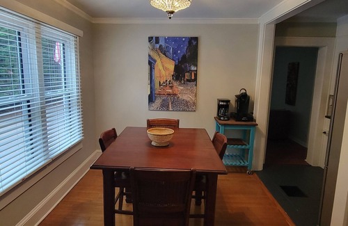 Morganton House | Dwell Well House- Upscale 2 BR/2 BA house downtown w/private fenced yard
