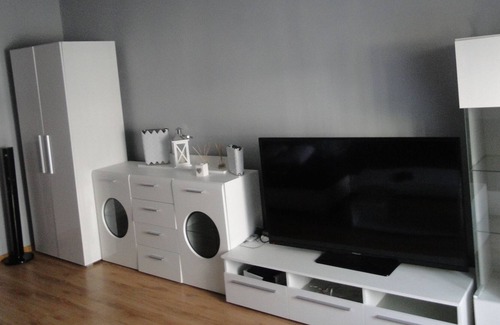 Bytom Condo | Dworcowa Appartment - modern suite in the centre of the city