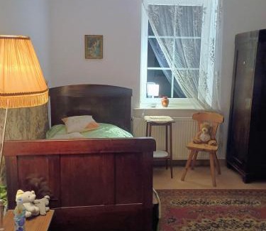 Piece House | Dworek pod lasem