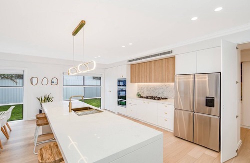 Long Jetty House | 'E RETREAT on Archbold' by Accom Holidays