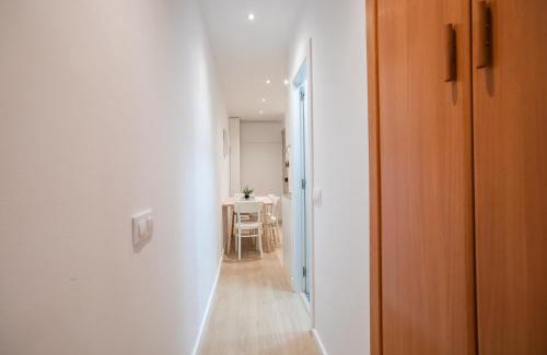 El Poble-sec Apartment | E4lle1031 - Studio next to Plaza Espanya