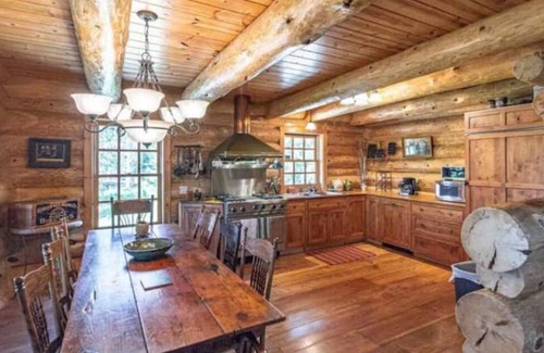 Ely Cabin | Eagle Nest Cabin