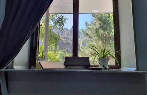 Uzbekistan Cabin | Eagle Rock Nature Stay