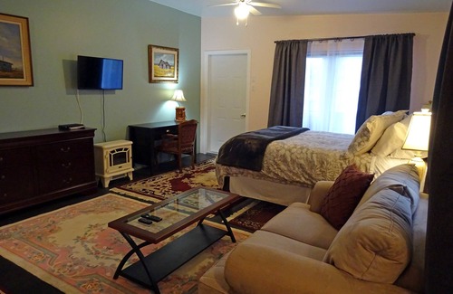 Anahim Lake Cabin | Eagle's Nest Resort