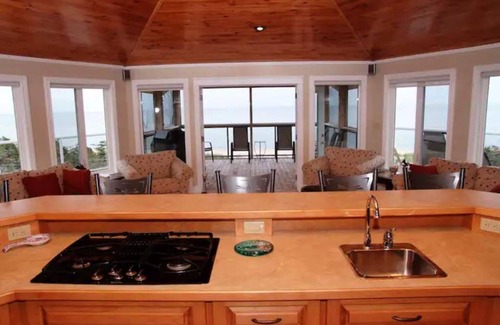 Red Point House | Eagles Perch Beach House
