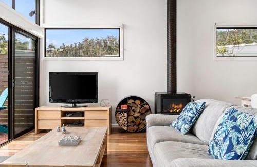 Separation Creek House | Earth Sea Sky