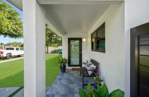 Melaleuca Gardens Apartment | East Beach Apart By Pmi Unit 2