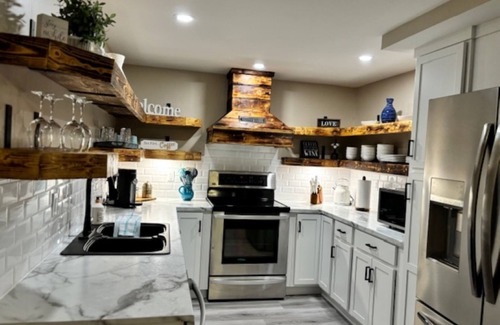 West End Apartment | East Coast Hideaway - One Bedroom Suite