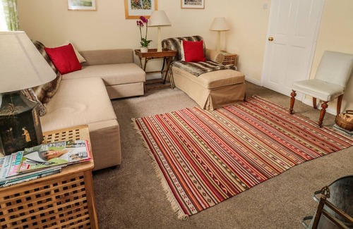Haydon Bridge Cottage | EAST COTTAGE, pet friendly, with open fire in Haydon Bridge