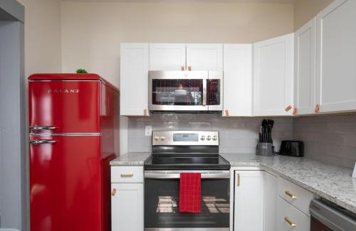 Crestline Heights House | East Lake Stunner-Located at the foot of the Ruffner Mountains
