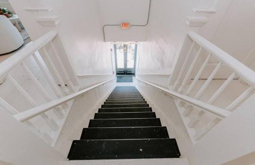Madison Apartment | East Main Lofts - Haven 202