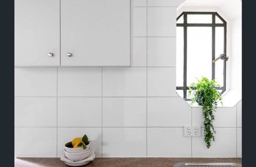 East Melbourne Apartment | East Melbourne -MCG,Rod Laver/John Cain Arena, walk- gorgeous ground floor appt