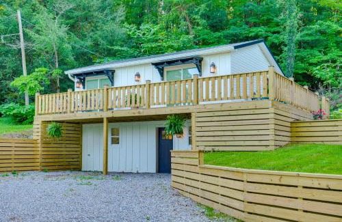 Cleveland House | East Tennessee Home about 23 Mi to Chattanooga!