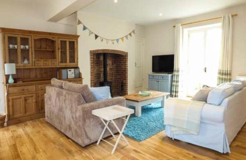 Crewkerne House | East Wing