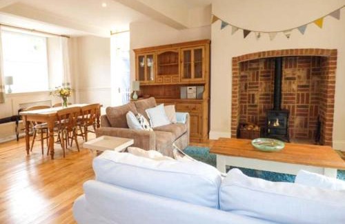 Crewkerne House | East Wing