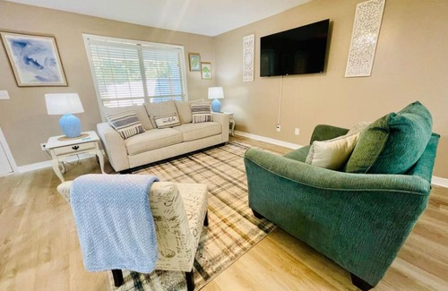 Hammond Apartment | Eastgate 5A Cozy family retreat close to downtown Hammond
