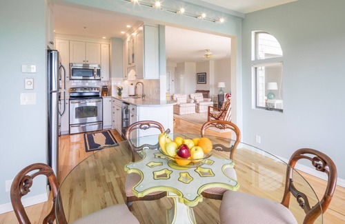 Glen Cove Condo | Eastward on the Ocean- oceanfront condo on scenic Penobscot Bay