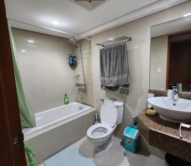 Bagumbayan Apartment | Eastwood LeGrand 3 Eastwood City, Quezon City