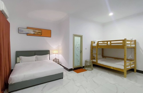 Sihanoukville City Centre Hostel | Easy Backpackers Paradise