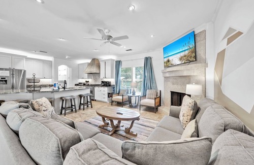 Seagrove Beach House | ☀️Easy to Beach-Private Pool Area-Golf Cart-Bikes-Saltaire2☀️