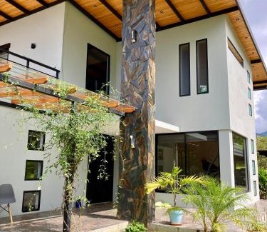 La Union Bed & Breakfast | Ama la Vida, Bed and Breakfast