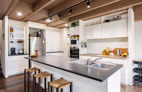Somers House | Echo Beach in Somers