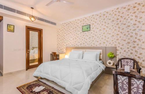 Sector 40 Apartment | Eco Charm in Every Corner with Balcony