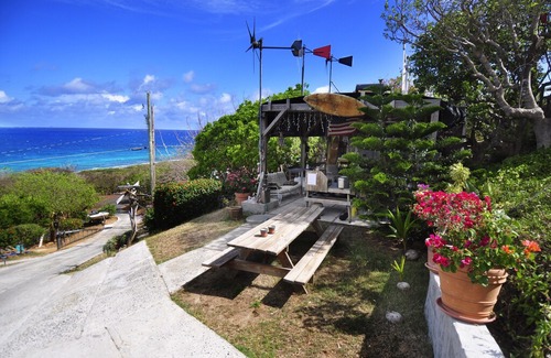 Estate Western Water Island Cottage | Eco Cottage walking distance to the beach