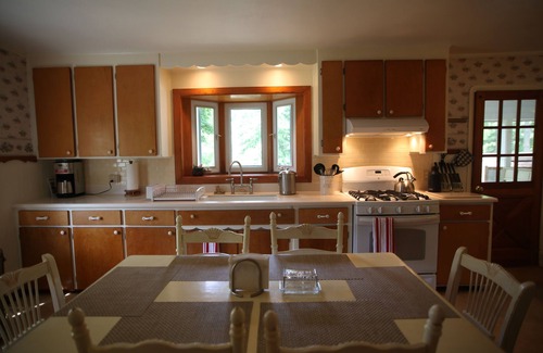 Dexter House | Eco-friendly riverfront home. Close to Ann Arbor and on the Huron River!