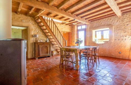 Peyrelongue-Abos House | Ecogite Rural La Cle des Champs
