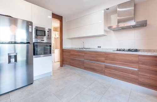 Palma de Mallorca House | Ecological villa in Palma: swimming pool, orchard, sports court.