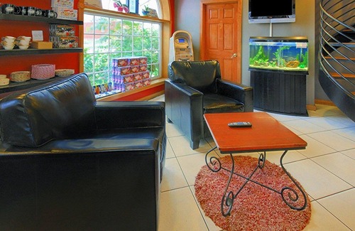 Niagara Falls Hotel | Econo Lodge At The Falls North