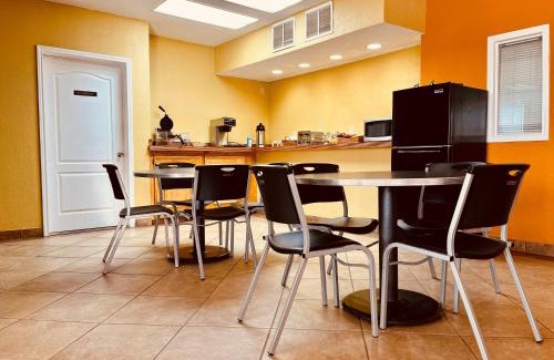 Amistad National Recreational Area Cabin | Econo Lodge Del Rio