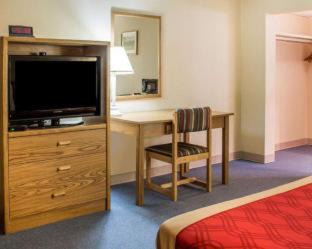 Drums Hotel | Econo Lodge Drums