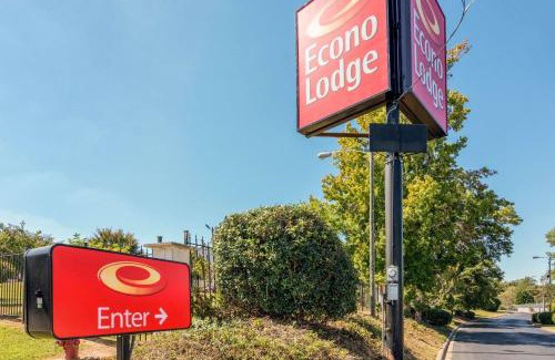 Gastonia Hotel | Econo Lodge - Gastonia