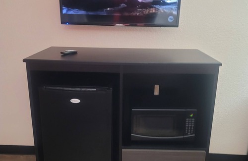 Downtown San Antonio Hotel | Econo Lodge Inn & Suites Downtown San Antonio