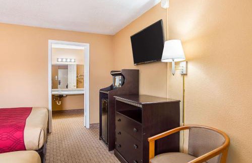 Jacksonville Hotel | Econo Lodge Jacksonville near Little Rock Air Force Base