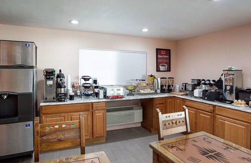 Phillipsburg Hotel | Econo Lodge Phillipsburg