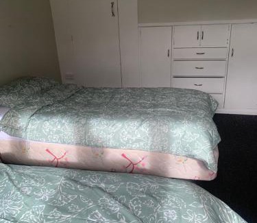 Dunedin House | Economical accommodation