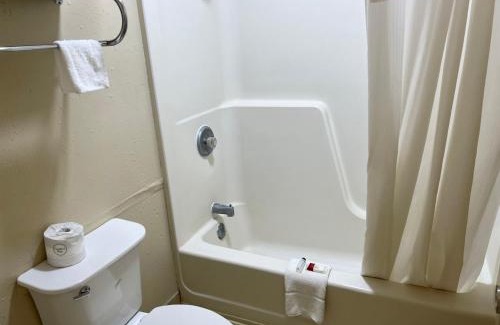 McCook Hotel | Economy Inn McCook