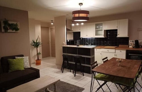 Les Serres - Vivier Apartment | Ecully, Appartement au Calme de 50m²