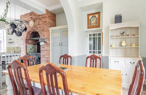 Kingswood Cottage | Edderton Hall Country House