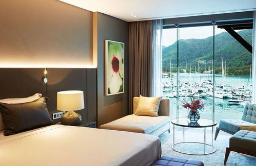 Zig Zag Ward Hotel | Eden Bleu Hotel
