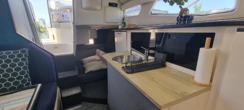 Montalieu-Vercieu Boat Rental | Eden marine