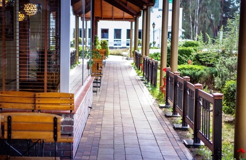Rydzyna Hotel | Eden