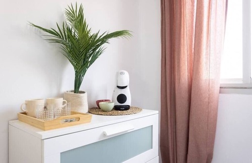 San Isidro Apartment | Eden Rentals 103 Surfy Stylish BedandCoffee Room