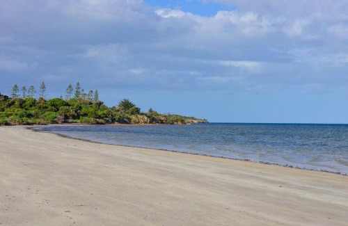 Kingscote House | Edgewater Escape Kangaroo Island