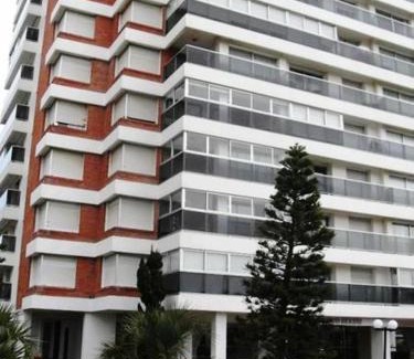 Aidy Grill Apartment | Edificio Long Beach